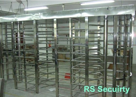 0.6S 응답 시간을 가진 카드 또는 생물 측정 RFID 가득 차있는 고도 십자형 회전식 문 전기 방벽
