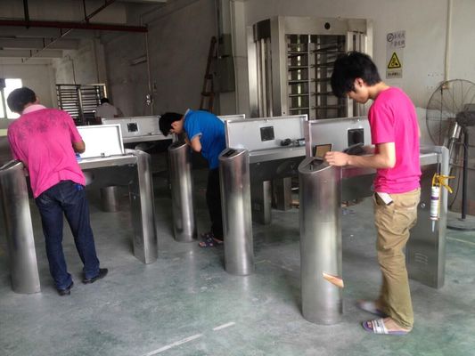 옥외 전자 입장 삼각 십자형 회전식 문 문, 600 MM 수로 폭