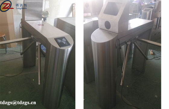 옥외 전자 입장 삼각 십자형 회전식 문 문, 600 MM 수로 폭